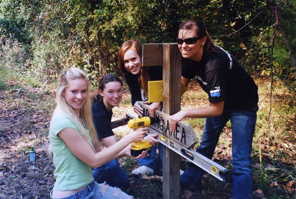 Earth Team in Perry Lakes Park, 07